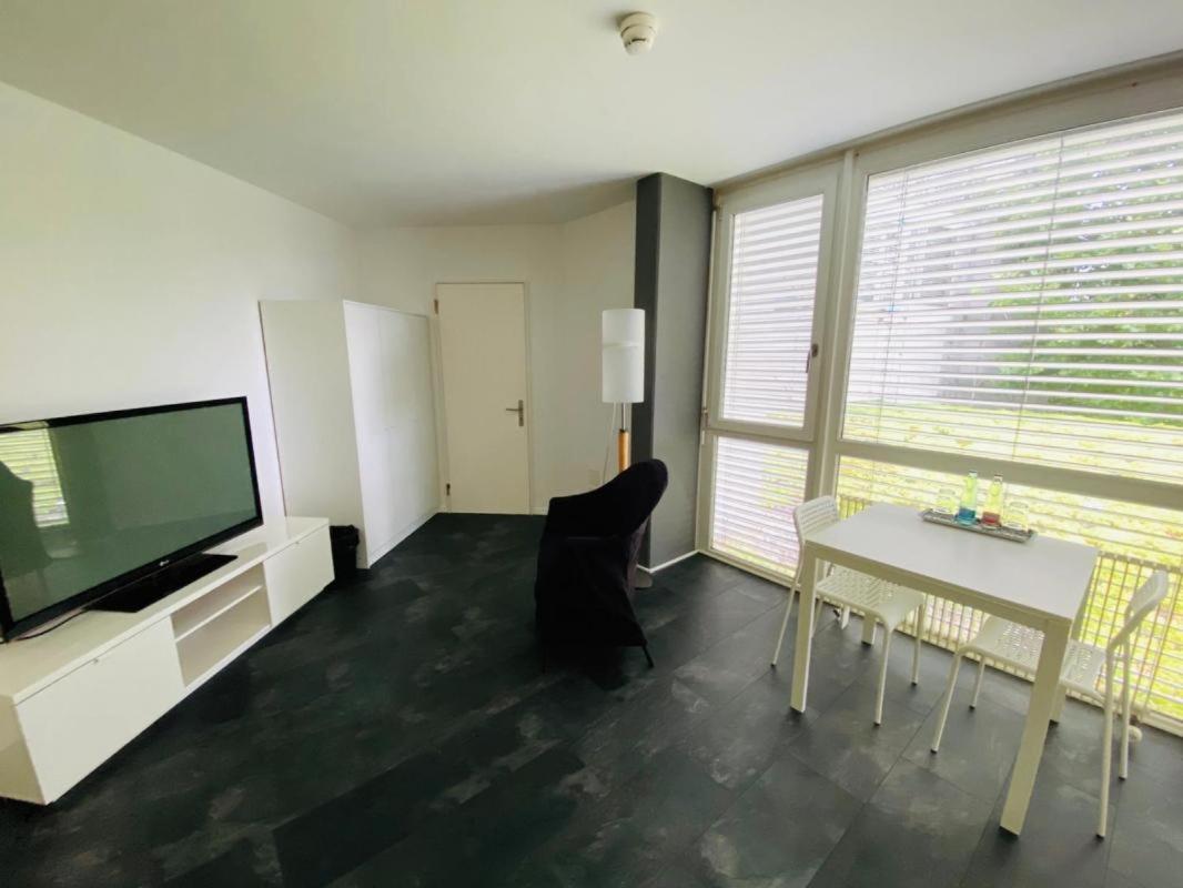 Work & Live Apartments Frauenfeld Luaran gambar
