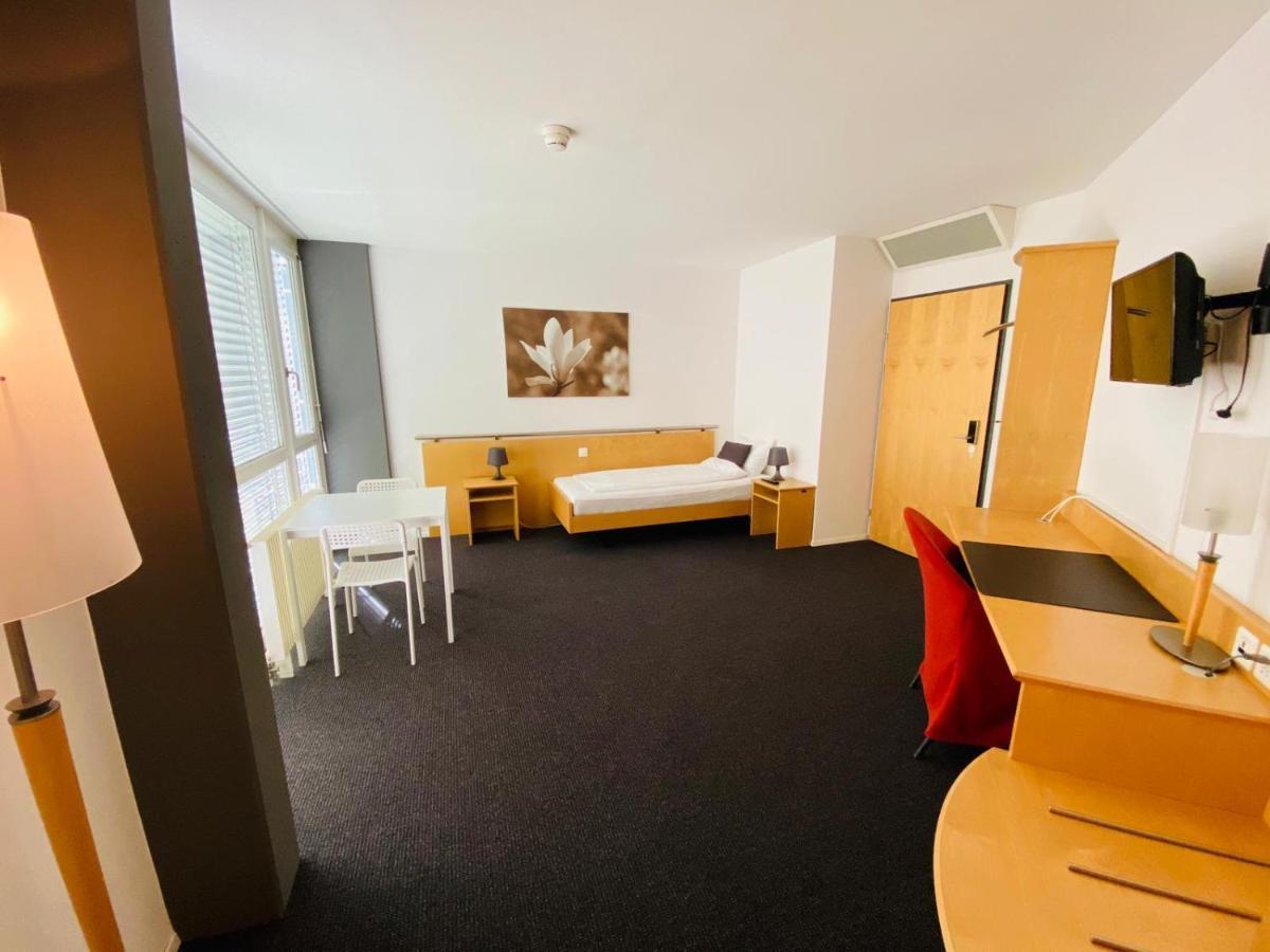 Work & Live Apartments Frauenfeld Luaran gambar